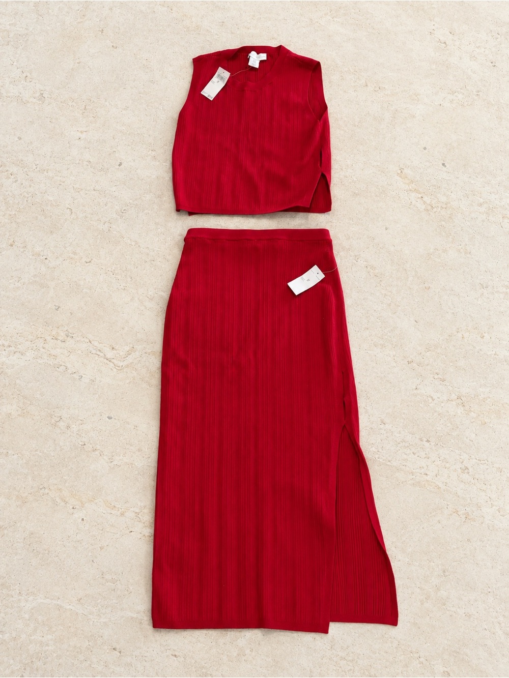 NWT House of Harlow red Ribbed Two-Piece Skirt Set - Women - s small